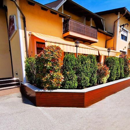 Penzion Gostisce Lesjak Orehova vas エクステリア 写真